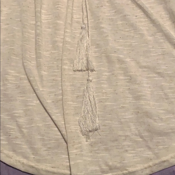 Small E and M Blouse - Picture 5 of 5